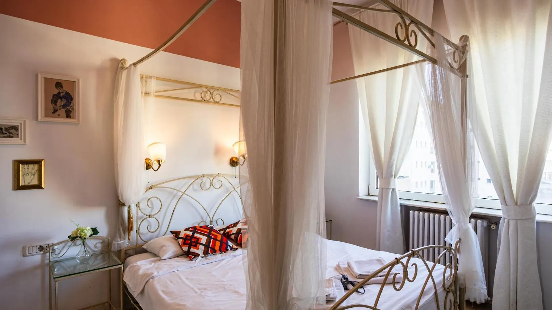 University Apartment Bucharest