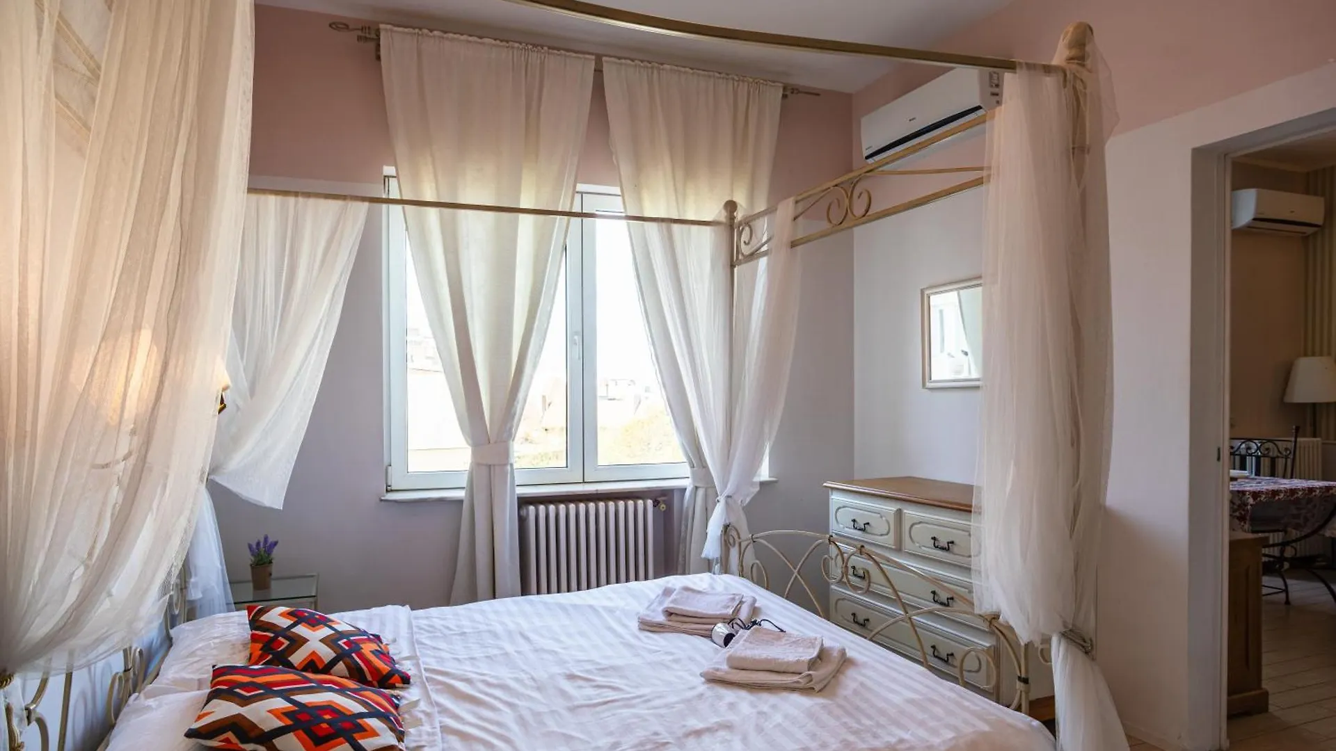 University Apartment Bucharest