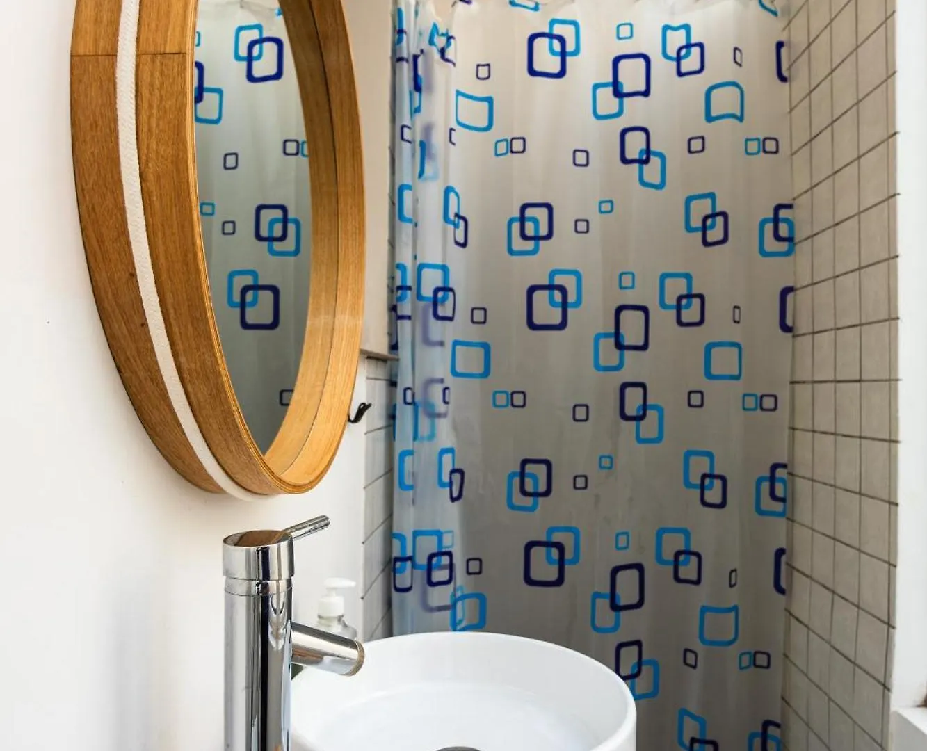 University Apartment Βουκουρέστι